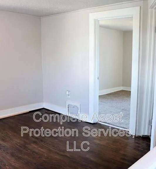 307 Washington St — Photo 12