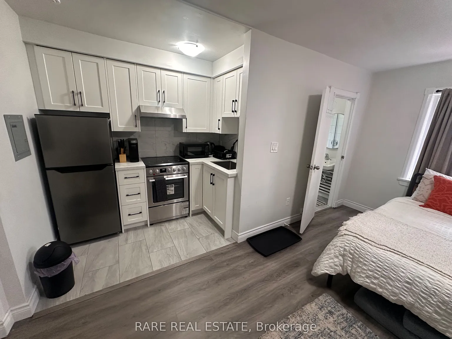 Studio, $1,795 — Photo 3