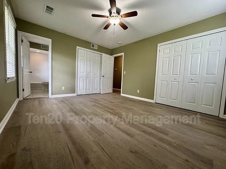 5953 Windsor Dr — Photo 23