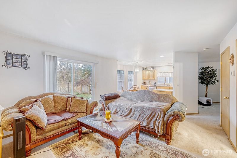 5th image of 10205 61st Avenue NE