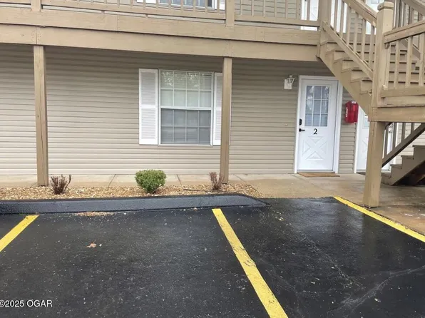 16 Fall Creek Trl APT 2, Branson, MO 65616
