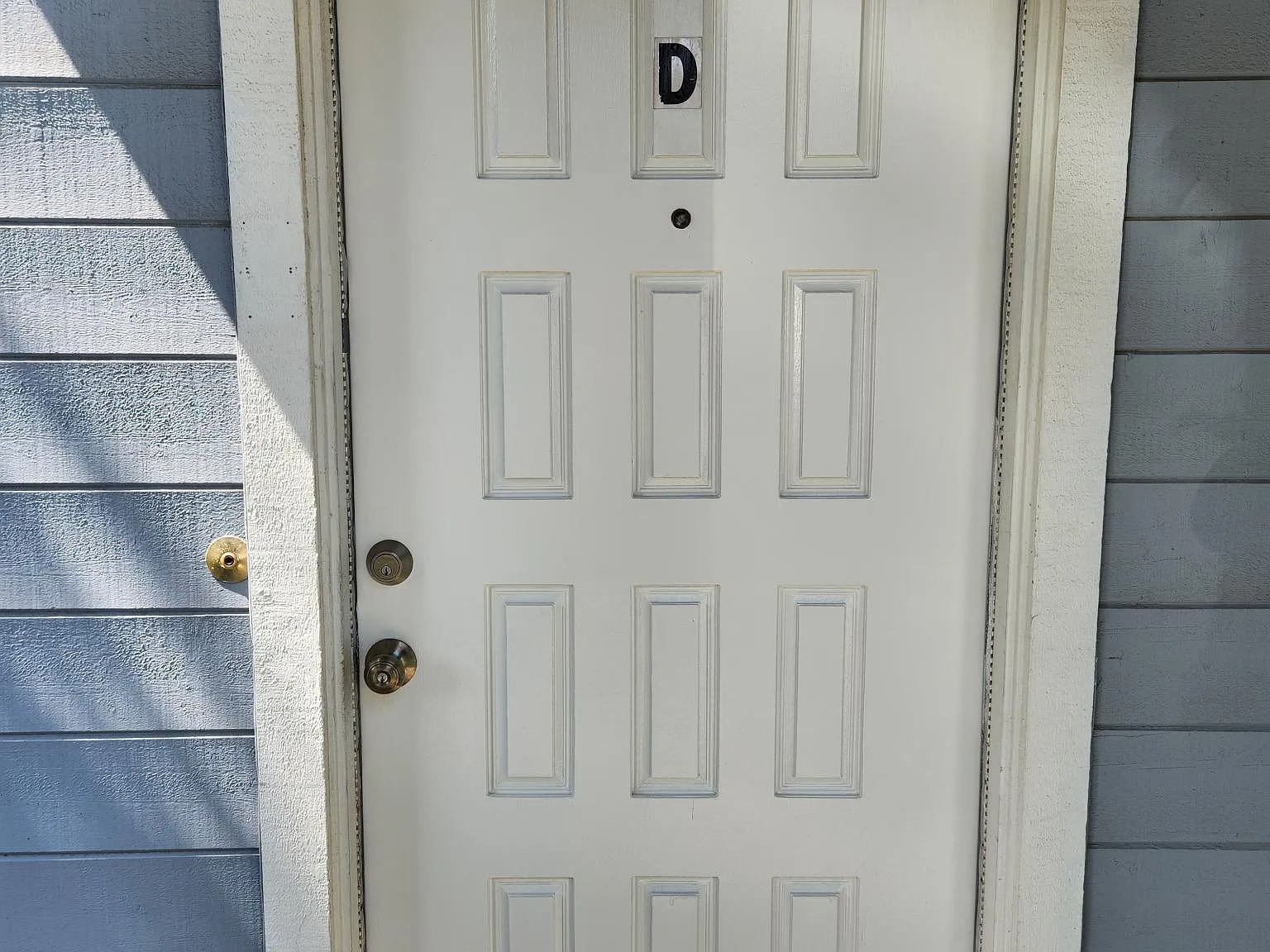 4 bed, 2.5 bath, 1600 sqft, $4,995 — Photo 3