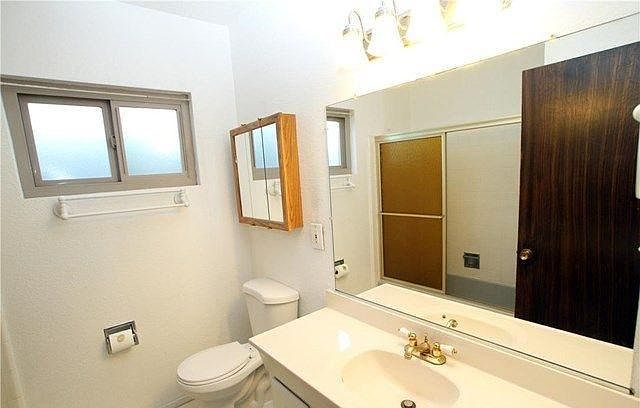2nd image of 2819 S Whispering Lakes Ln