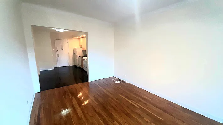 Rented by Corcoran | media 16