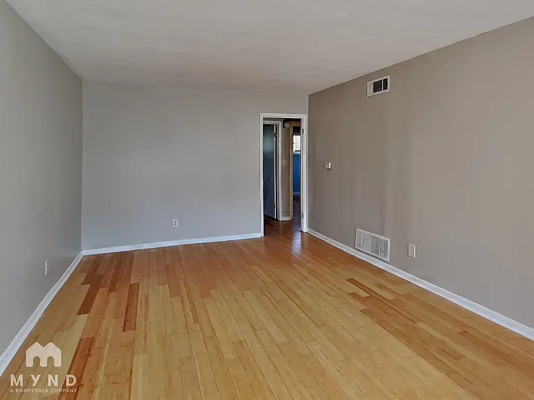 730 Hill St #D — Photo 5