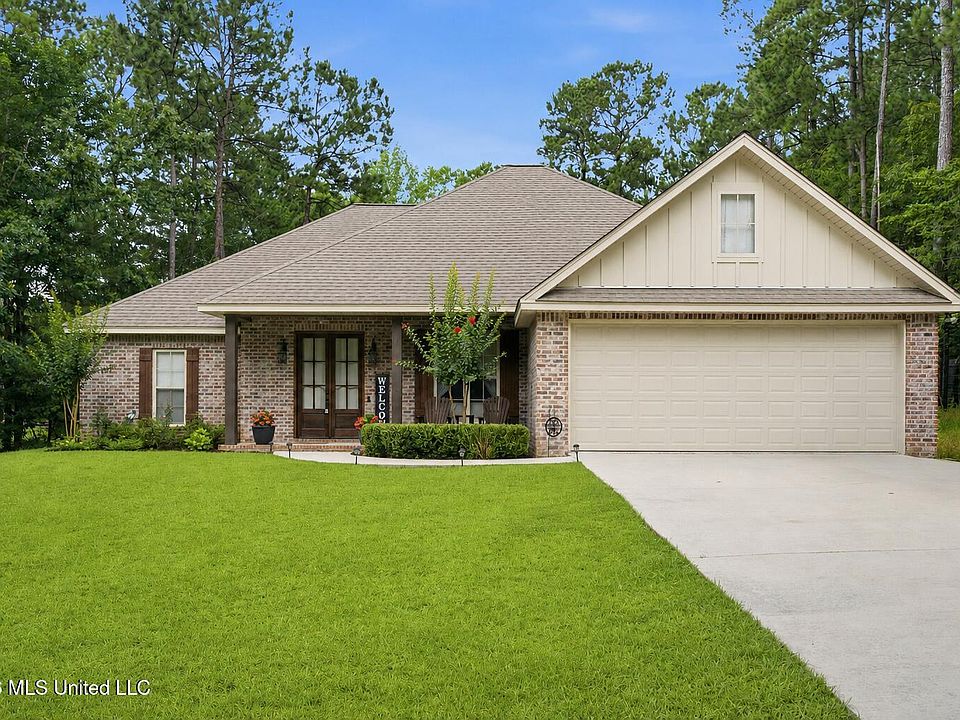 1st image of 65 Stonegate Dr