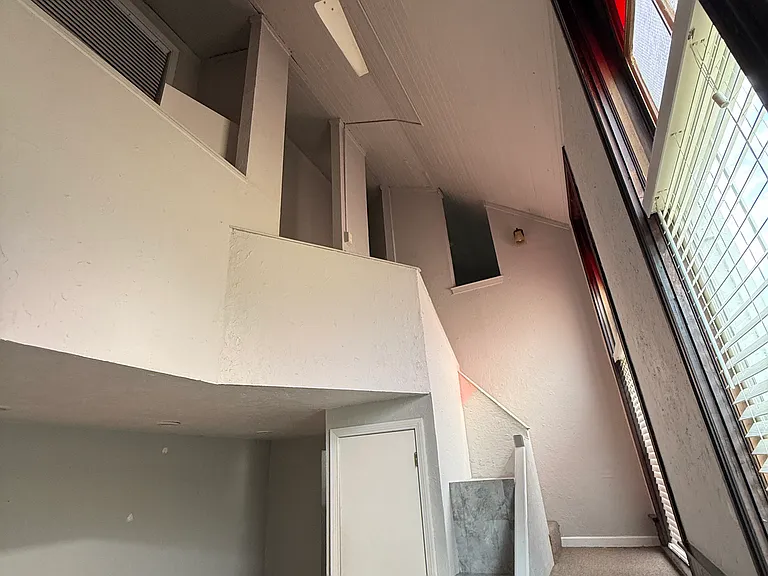 329 Reno St — Photo 6