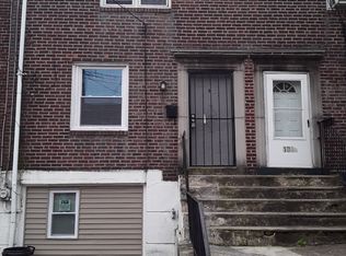 1046 S Merrimac Rd, Camden, NJ 08104