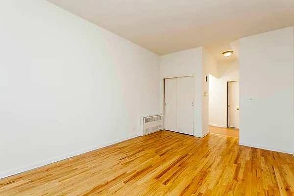 Rented by Town Residential | media 38