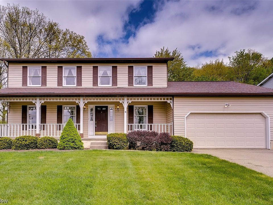 1st image of 2942 Williamsburg Cir