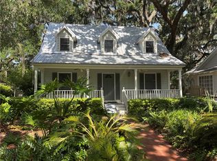 221 Broadway St, Saint Simons Island, GA 31522