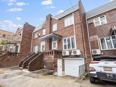 1305 Elm Ave, Brooklyn, NY, 11230