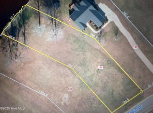 125 Pelican Pointe Drive, Elizabeth City, NC 27909