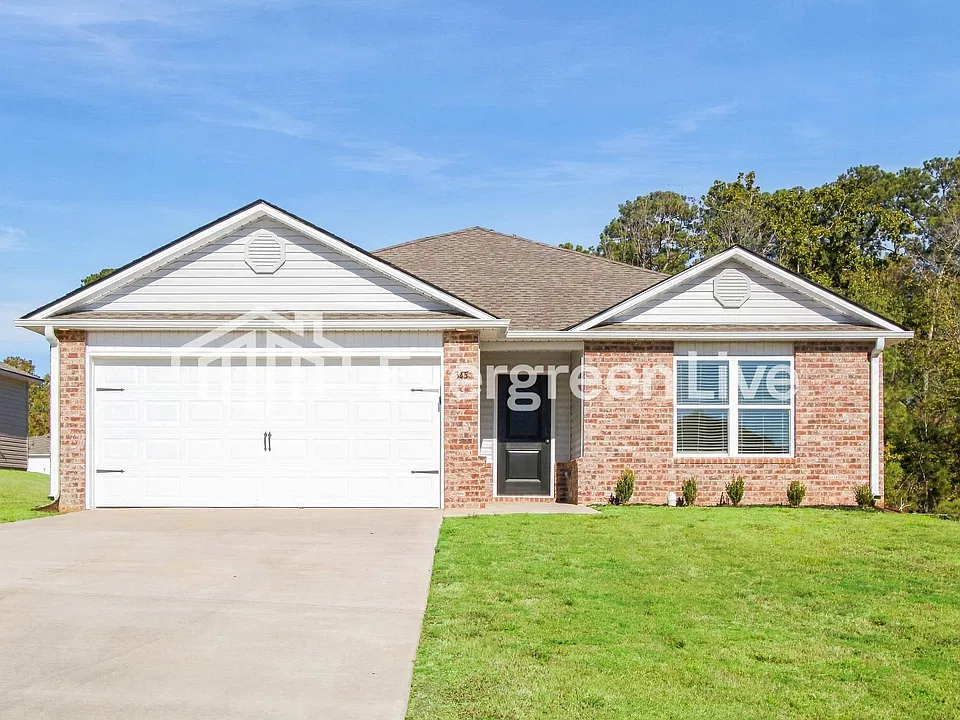 345 Troubadour Ln