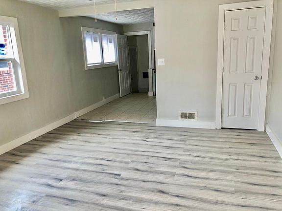 5th image of 4220 Crittenden Ave