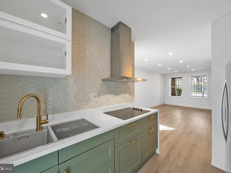 1845 Corcoran St NE — Photo 12