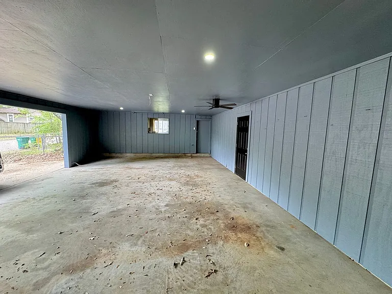 3901 Wood St — Photo 15