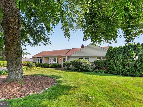 2nd image of 2178 Princeton Pl