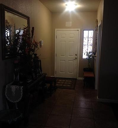 4th image of 2944 Estrella Ave