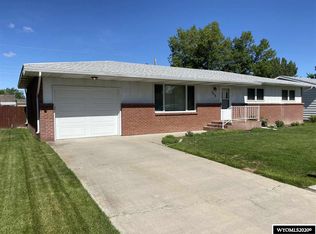 508 S 18th St, Worland, WY 82401