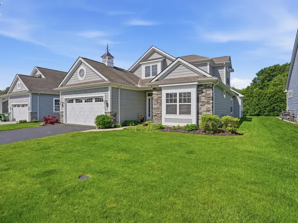 2110 S Bailiwick Ln, Lakeside Marblehead, OH 43440
