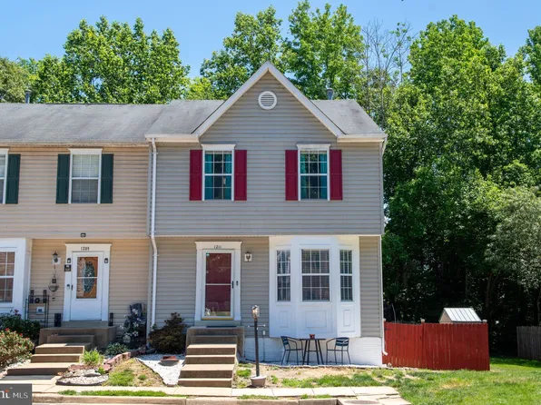 1211 Kings Crest Dr, Stafford, VA 22554