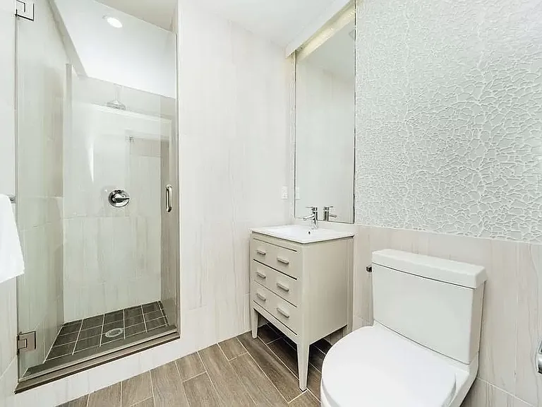 40 N 4th St #6J — Photo 7