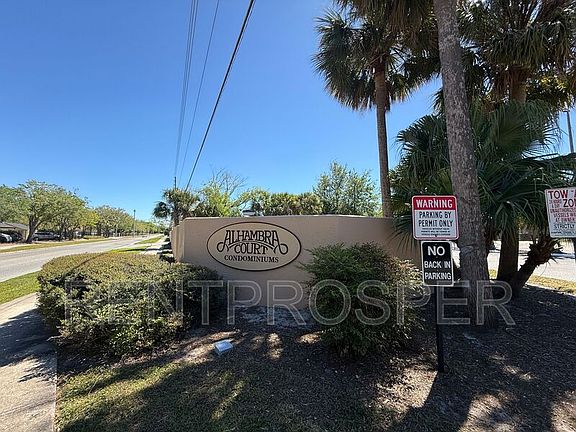 3rd image of 5225 Via Hacienda Cir APT 315-B