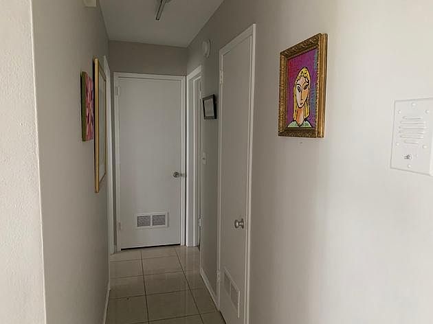 1st image of 200 N Betty Ln APT 1E
