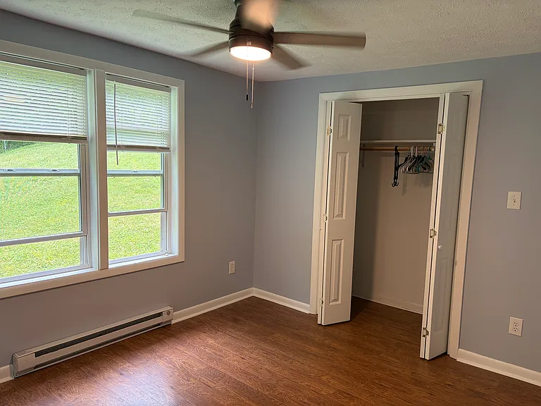 1516 Mountain Dale Rd — Photo 7