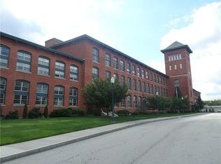 1 Tupperware Dr UNIT 136, North Smithfield, RI 02896