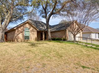 10108 Regent Row St, Fort Worth, TX 76126