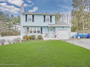 46 Pinewood Dr, Brick, NJ 08724