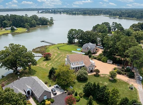 4th image of 62 Heron Harbor Way