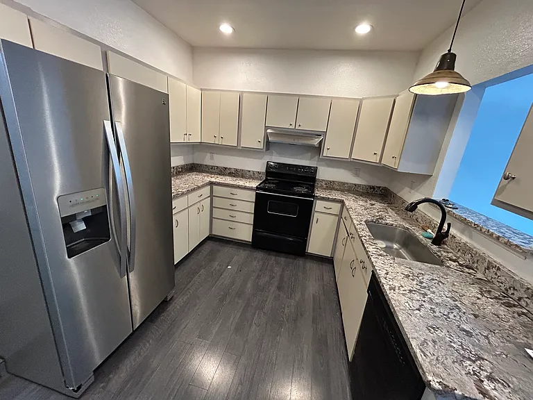9215 Powhatan Dr — Photo 11