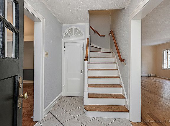 3rd image of 667 N Park Blvd