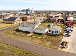 602 D St, Snyder, OK 73566