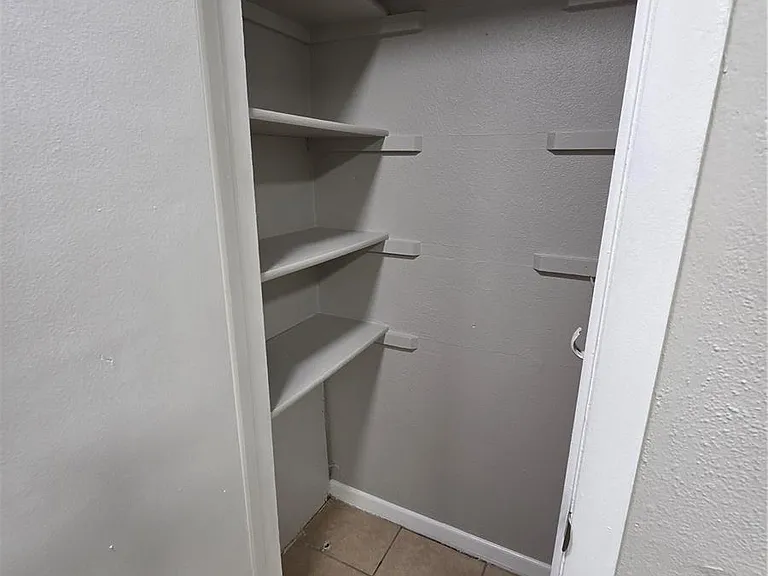 197 E Powers Ave #4 — Photo 9