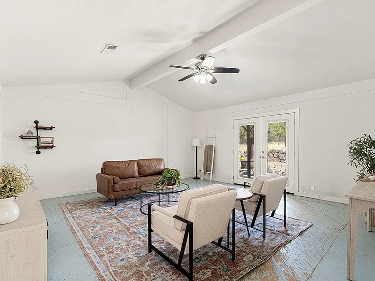 2591 Spring Valley Dr — Photo 17