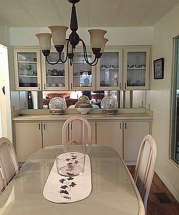 5th image of 106 Pine Tree Dr
