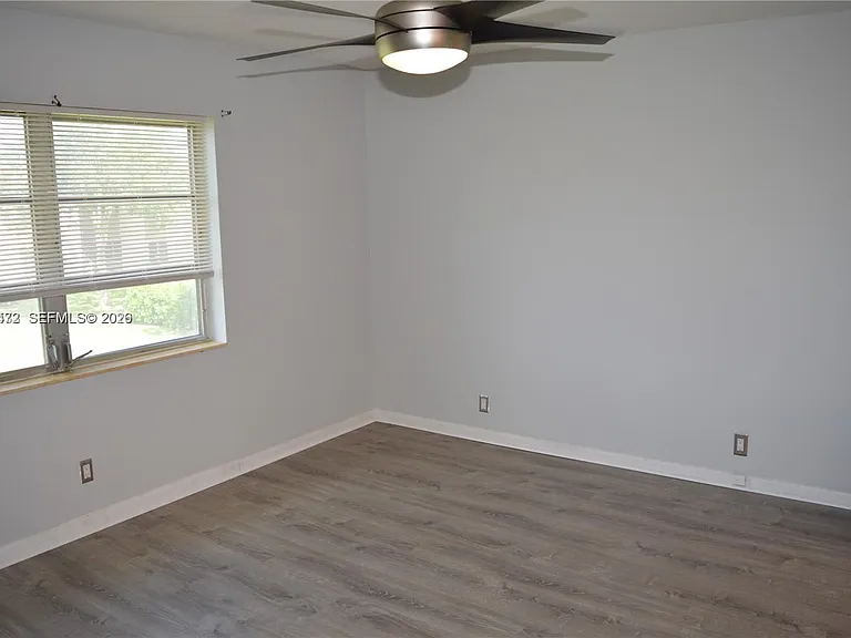 9 NE 19th Ct #204C — Photo 6