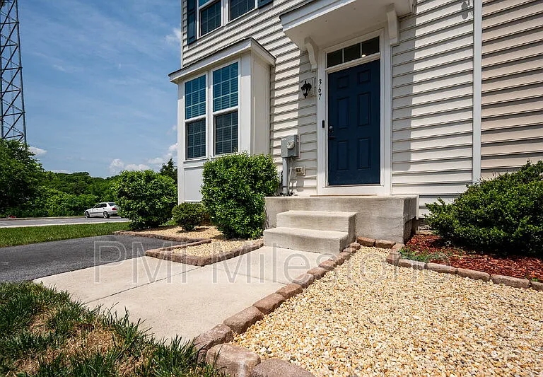 367 Ontario Dr #FALLING WATERS — Photo 7