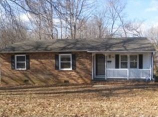 4101 Oak Ridge Dr, Winston Salem, NC 27105