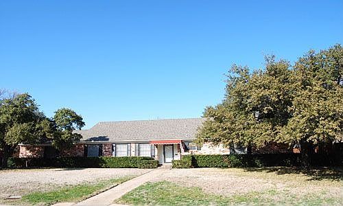 1st image of 3843 Weeburn Dr