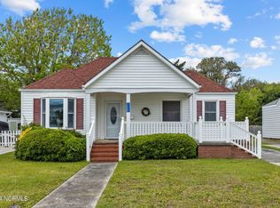 1405 Front St, Beaufort, NC 28516
