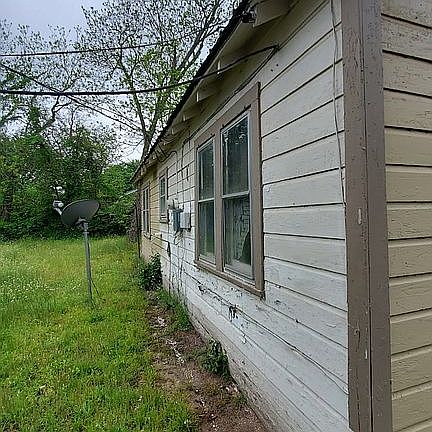 5th image of 405 W Davilla Ave