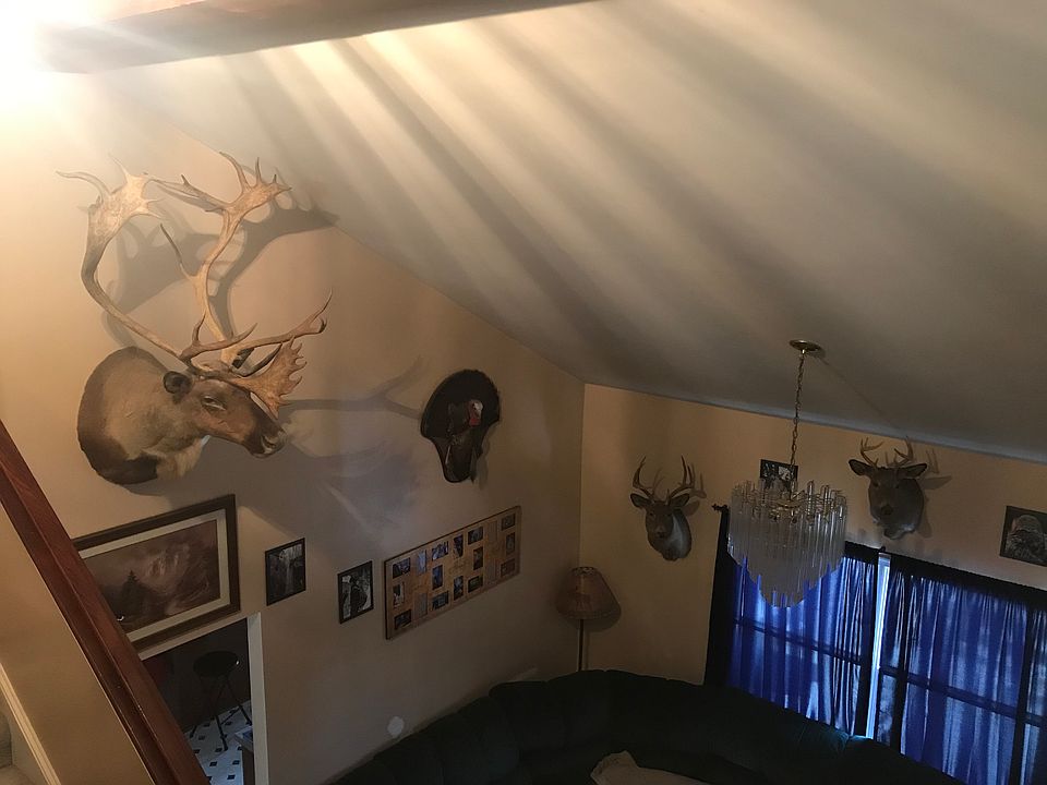 3rd Floor loft looking down