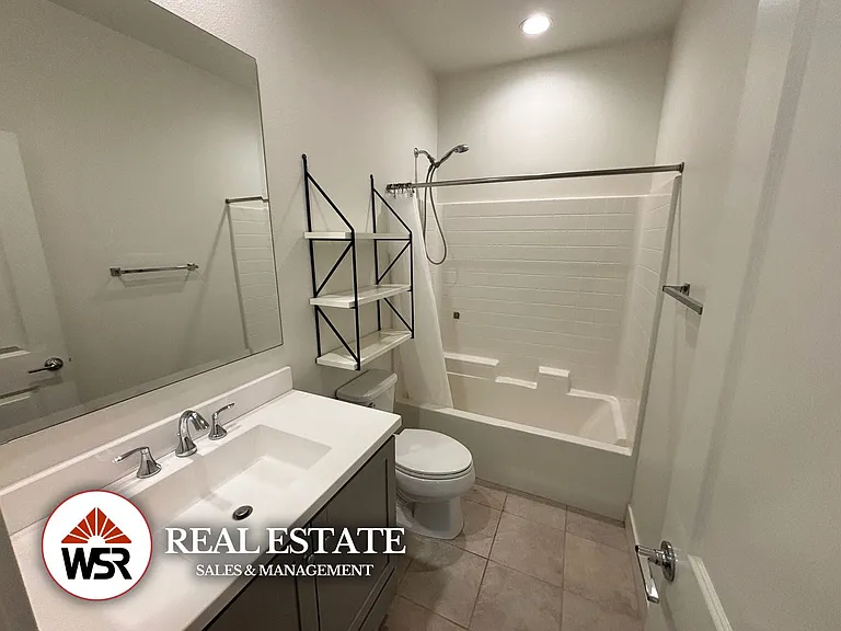 15886 Ellington Way — Photo 23