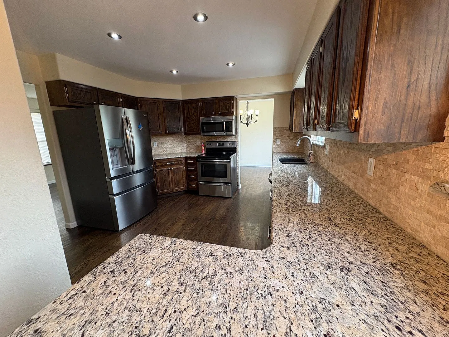 Beautiful Home Close To Fort Carson, Schriever Sfb & Peterson Sfb — Photo 3