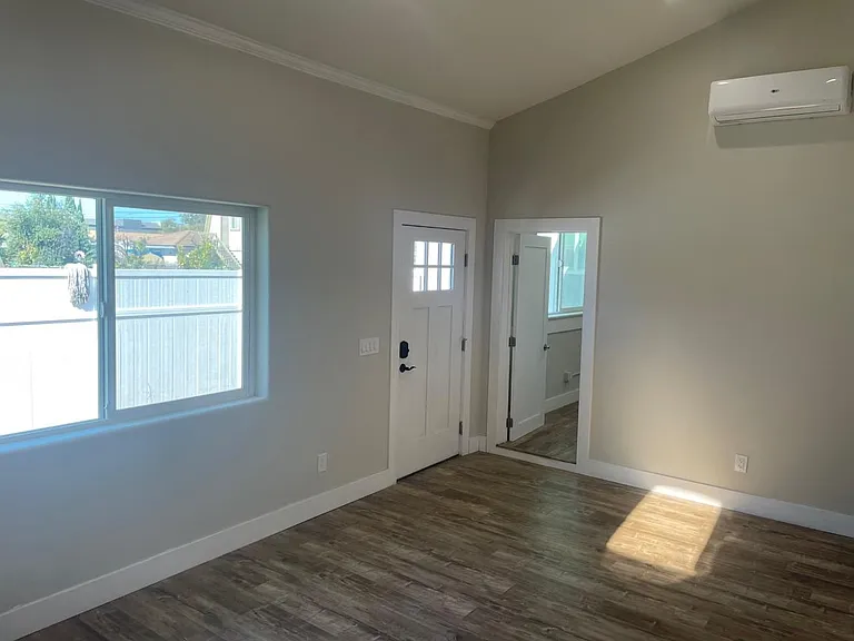 1310 Oak Ave — Photo 7
